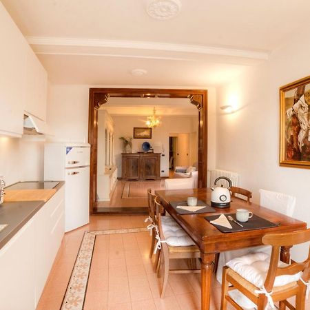 Dama Charming Apartment 100M From Piazza Del Campo Siena Bagian luar foto
